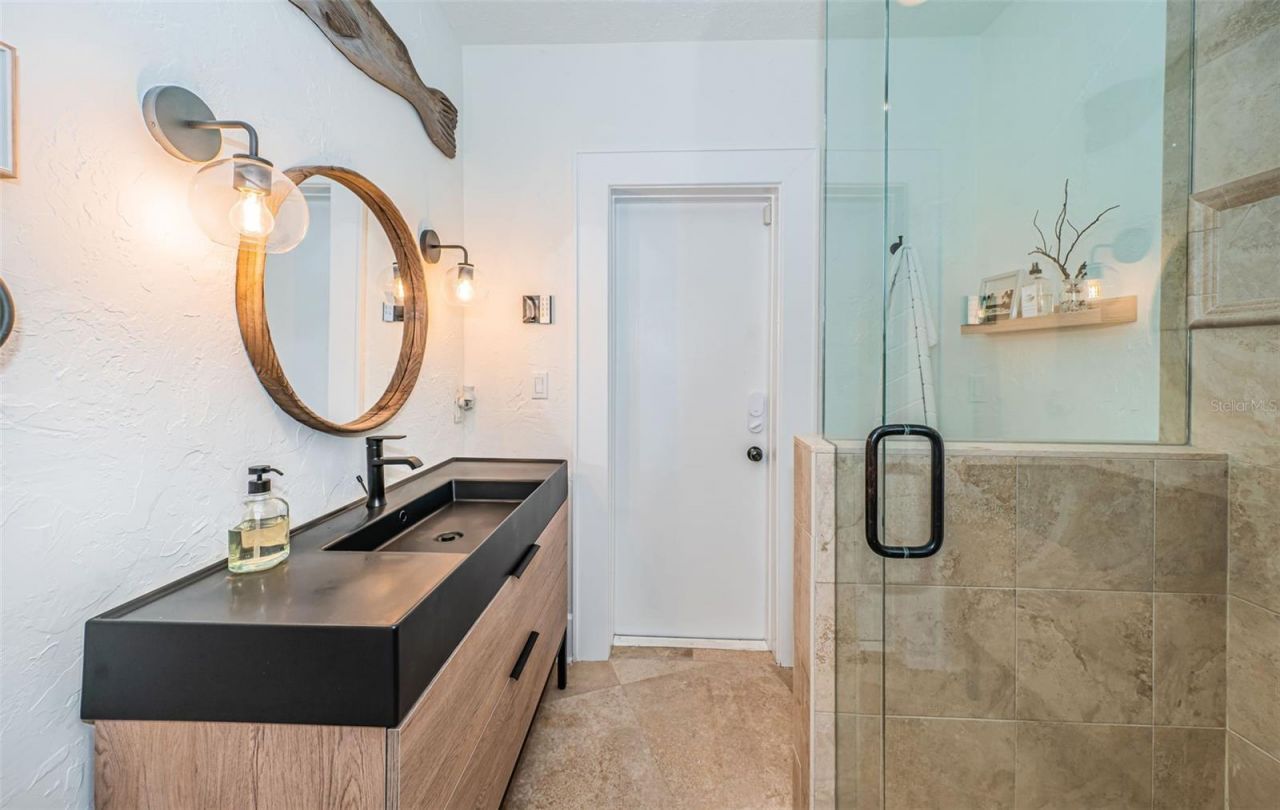 7800 9th Avenue S, Saint Petersburg, FL 33707 Photo