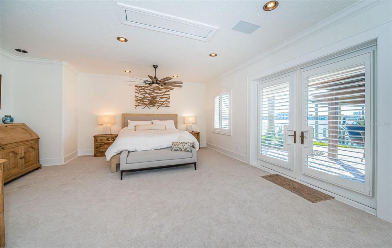 7800 9th Avenue S, Saint Petersburg, FL 33707 Photo