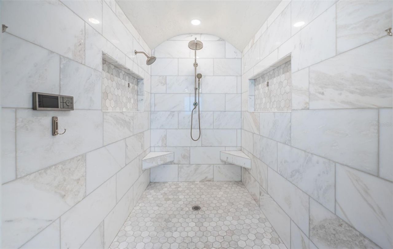 7800 9th Avenue S, Saint Petersburg, FL 33707 Photo