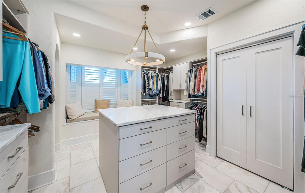 7800 9th Avenue S, Saint Petersburg, FL 33707 Photo