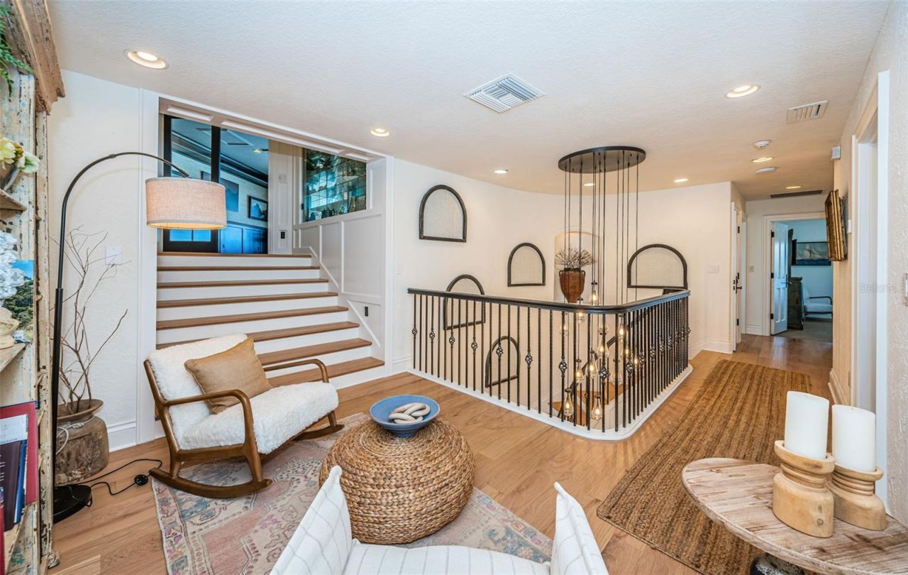 7800 9th Avenue S, Saint Petersburg, FL 33707 Photo