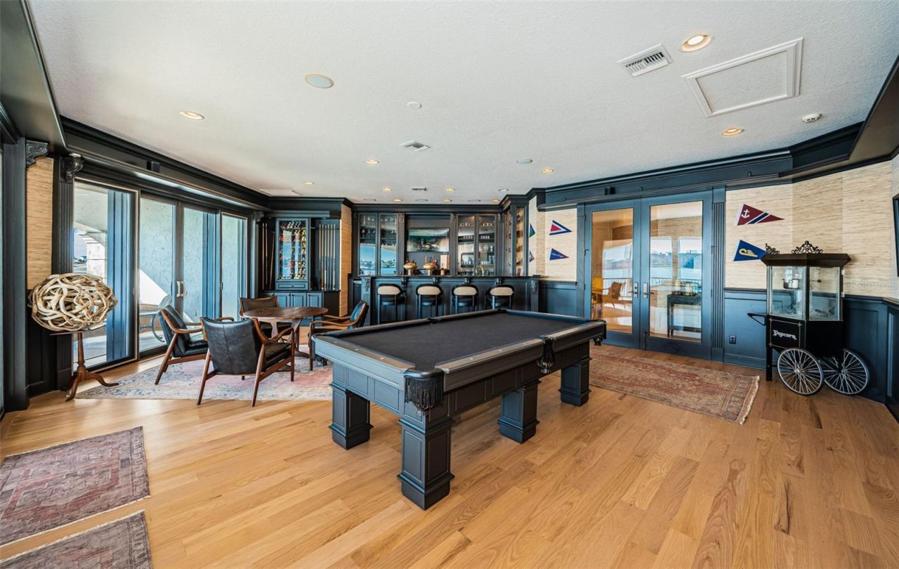 7800 9th Avenue S, Saint Petersburg, FL 33707 Photo