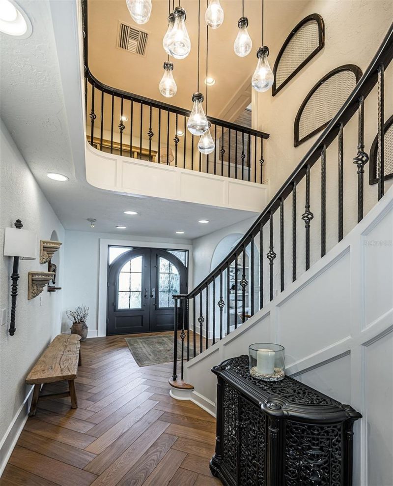 7800 9th Avenue S, Saint Petersburg, FL 33707 Photo