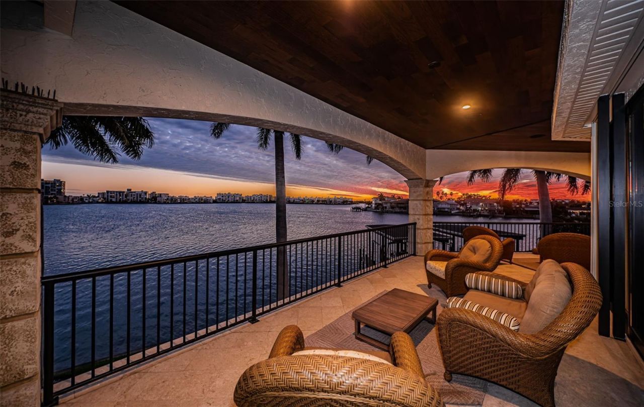 7800 9th Avenue S, Saint Petersburg, FL 33707 Photo