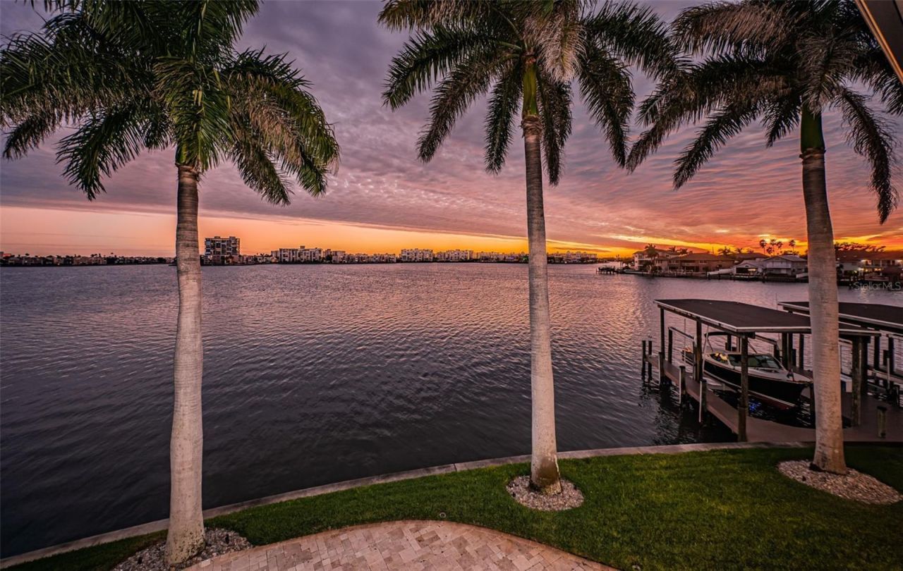 7800 9th Avenue S, Saint Petersburg, FL 33707 Photo