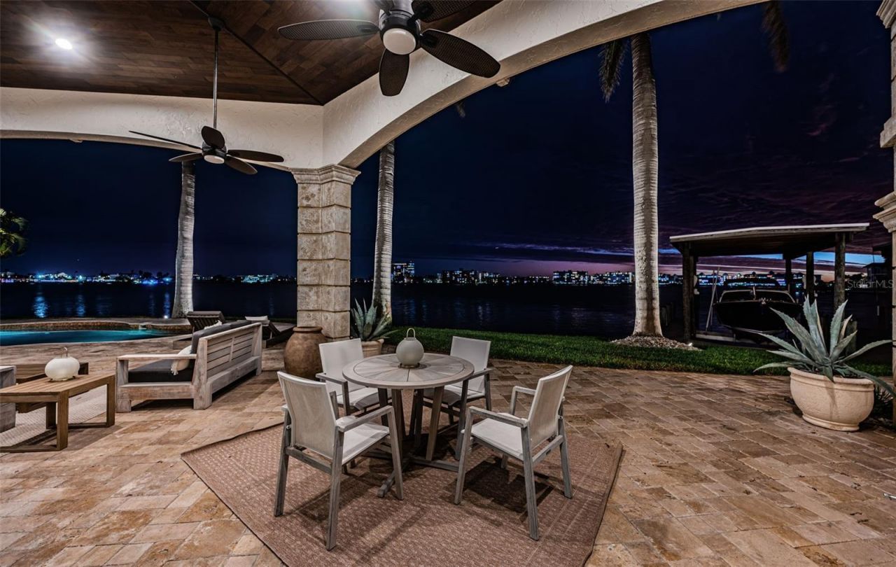 7800 9th Avenue S, Saint Petersburg, FL 33707 Photo