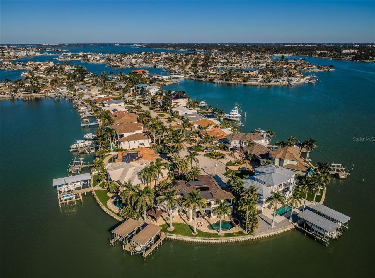 7800 9th Avenue S, Saint Petersburg, FL 33707 Photo