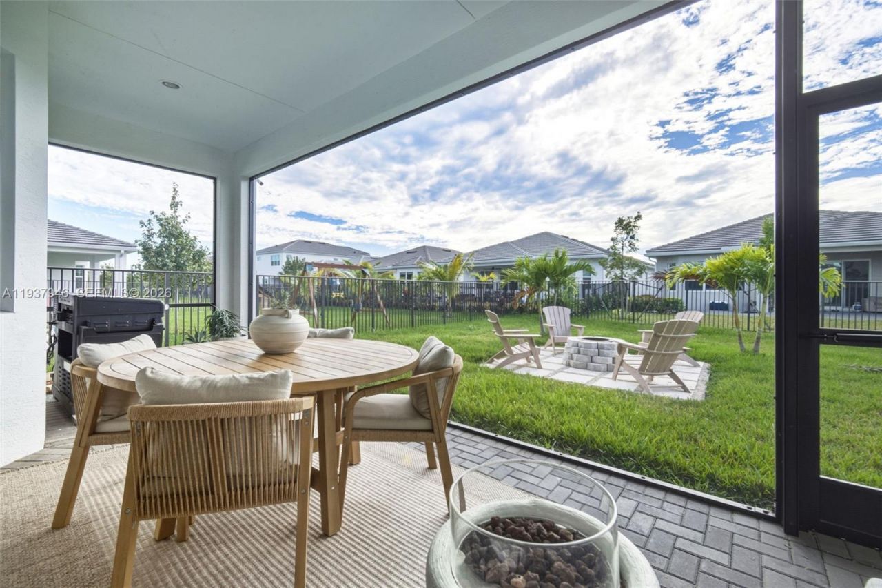 5413 Pecan Dr, Loxahatchee, FL 33470 Photo