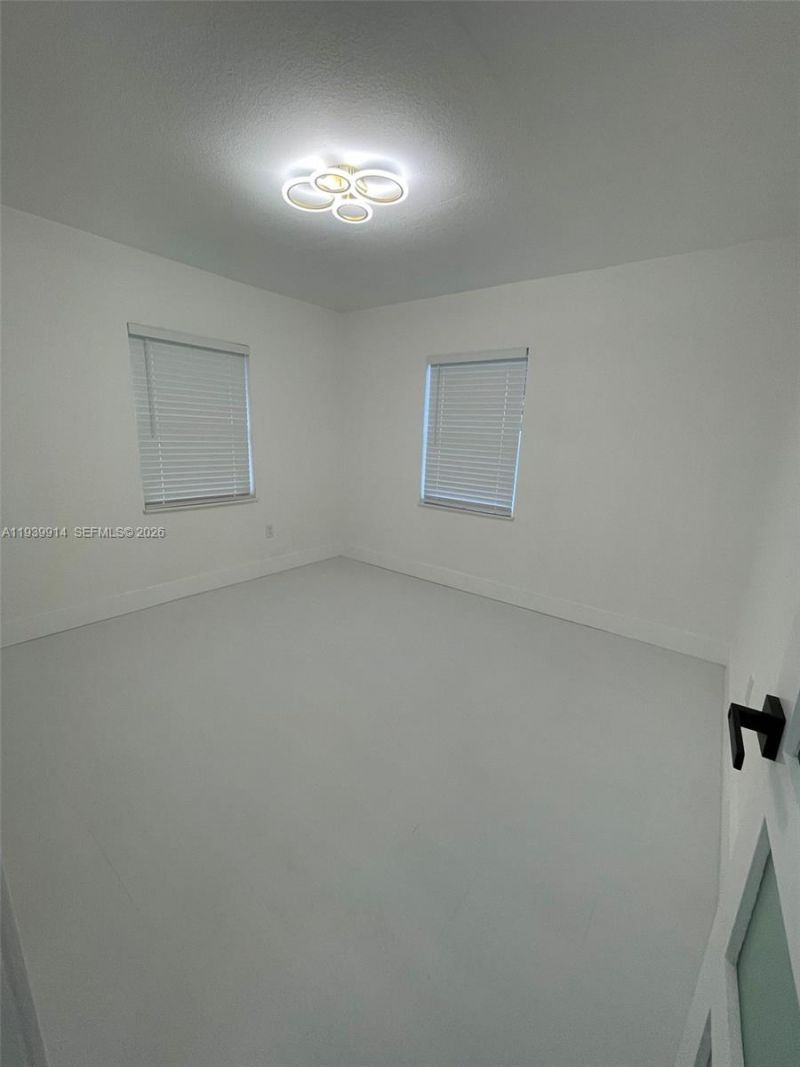 775 NW 142nd St, Miami, FL 33168 Photo