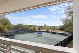 2064 Long Bend Drive photo 4