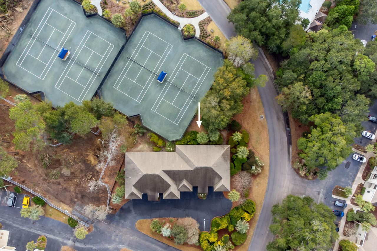 2064 Long Bend Drive Photo 33