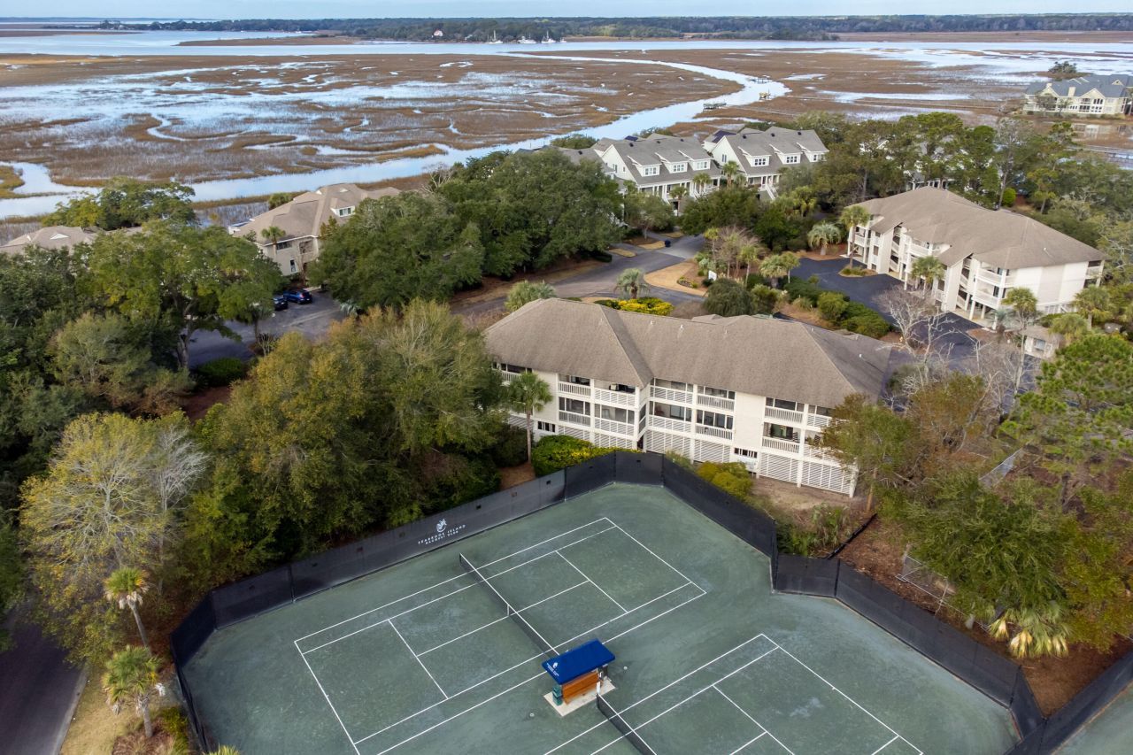 2064 Long Bend Drive Photo 38