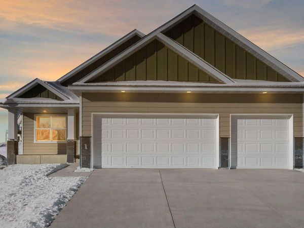 27270 Pete's Hill Trail, Elko New Market, MN 55020