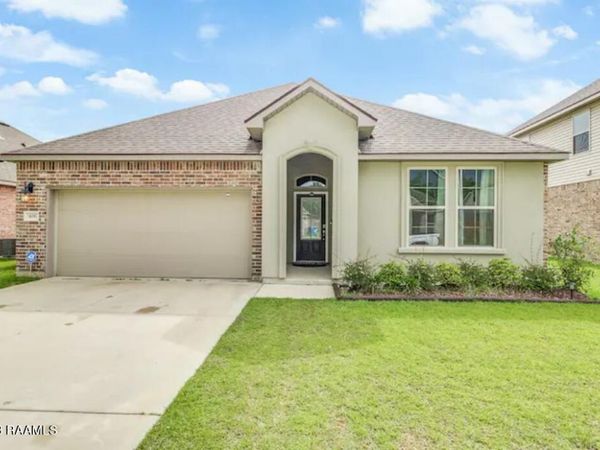 406 Starlight Drive, Lafayette, LA 70501