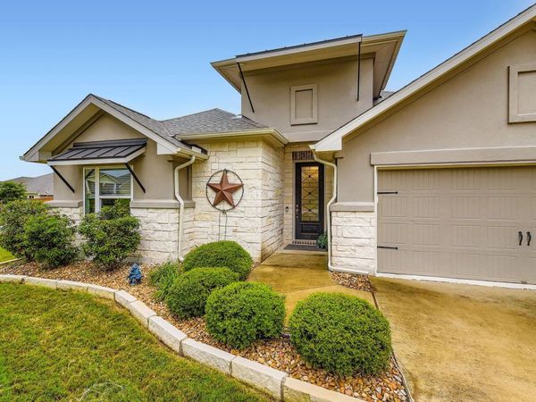 1332 Modoc WAY, Kyle, TX 78640