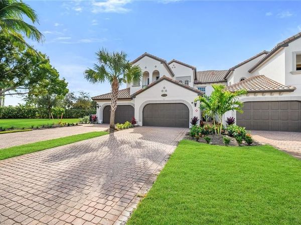 3710 Montreux LN, Unit 201, NAPLES, FL 34114