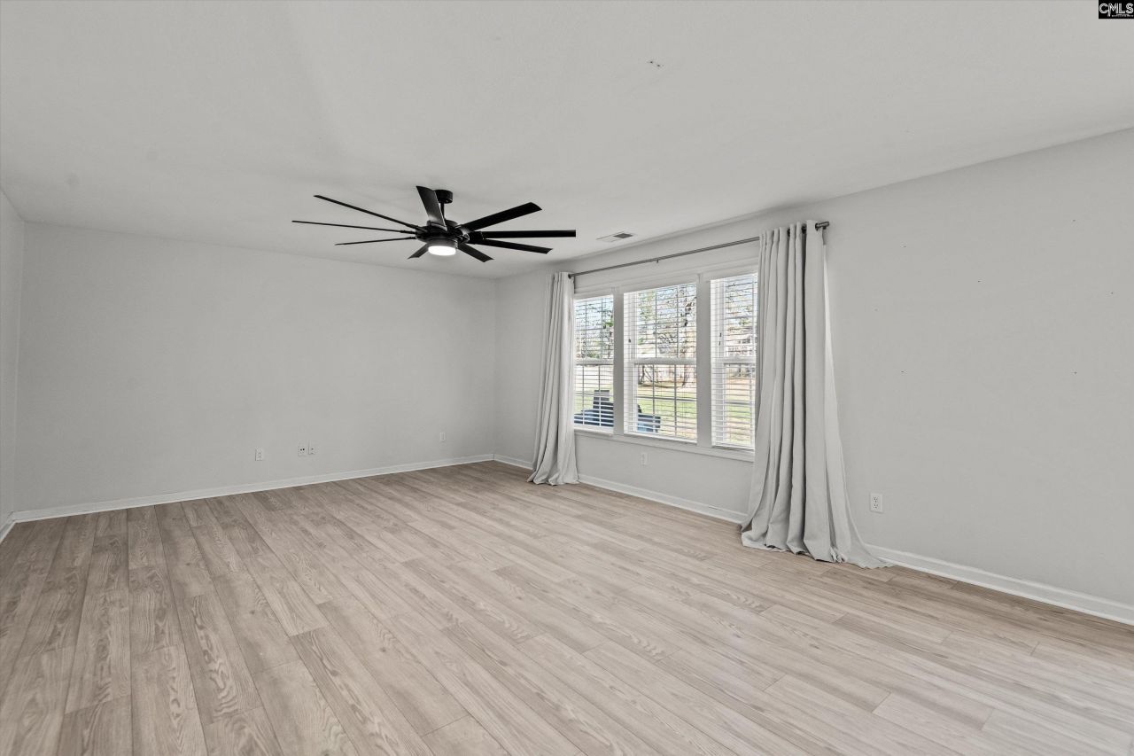 8 Genesis Lane Photo 15