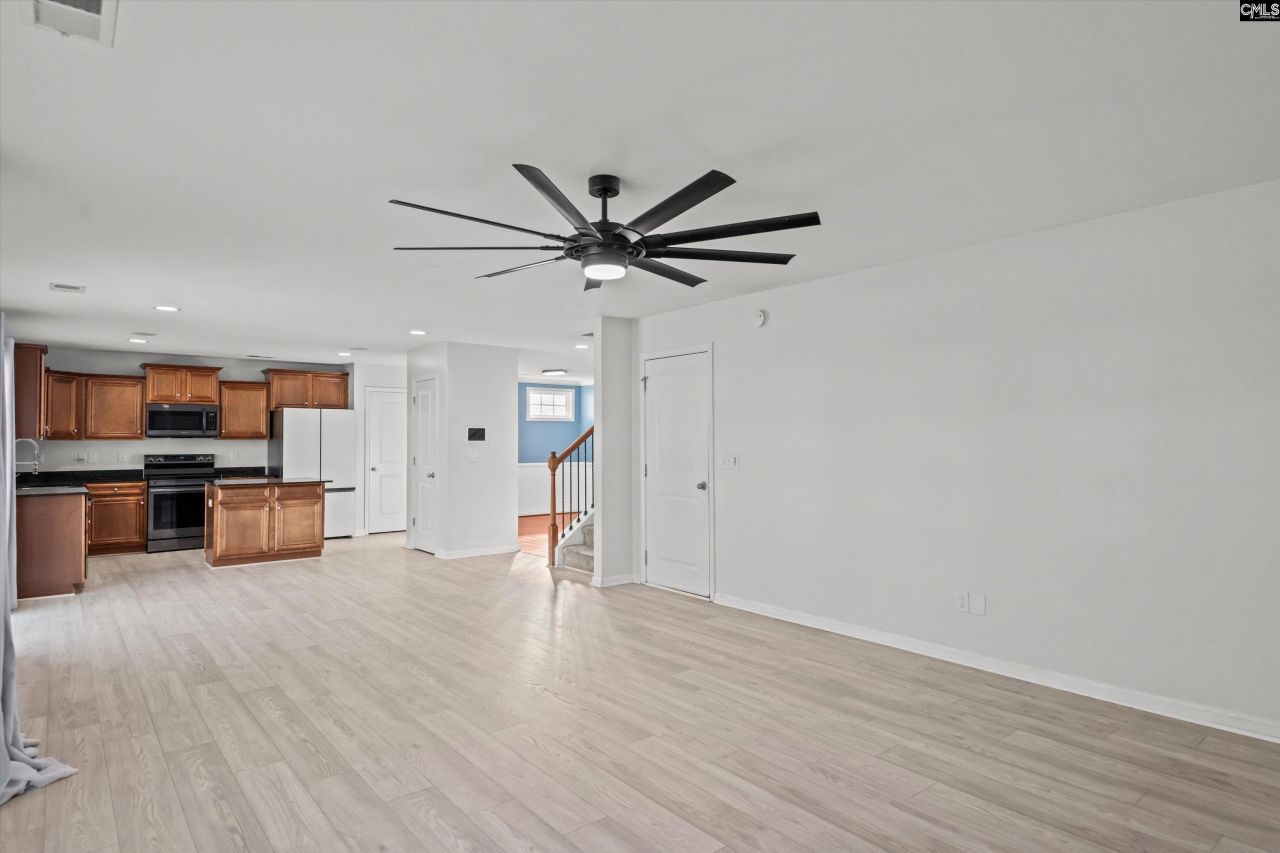 8 Genesis Lane Photo 17