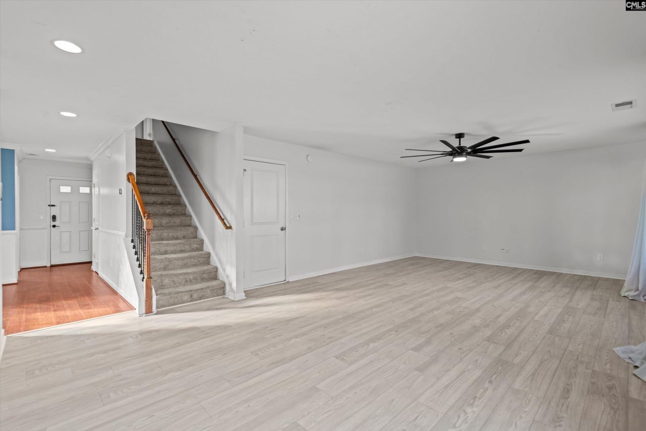 8 Genesis Lane Photo 18