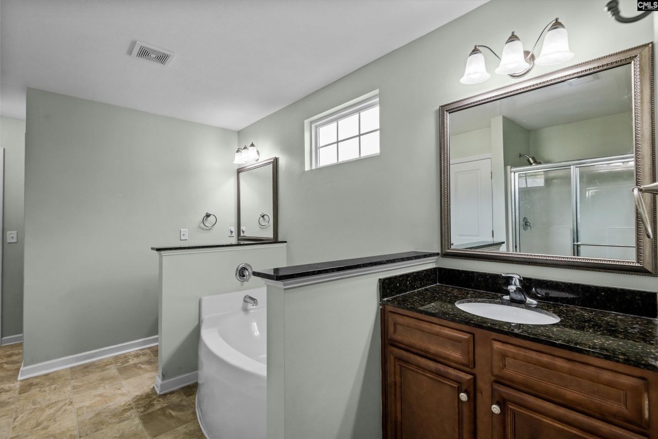 8 Genesis Lane Photo 20