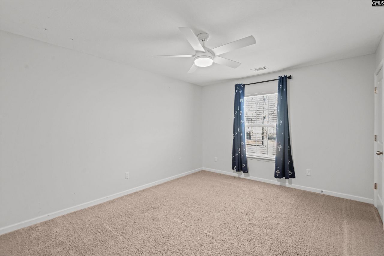 8 Genesis Lane Photo 27