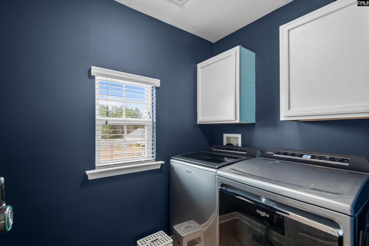 8 Genesis Lane Photo 32