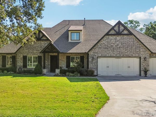 2805 S 294th Street East E, Broken Arrow, OK 74014