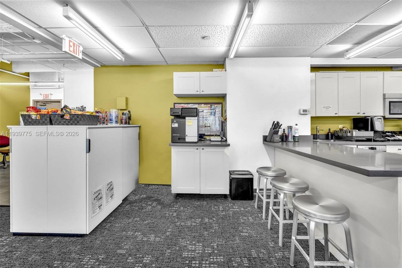 1680 Michigan Ave , Miami Beach, FL 33139 Photo