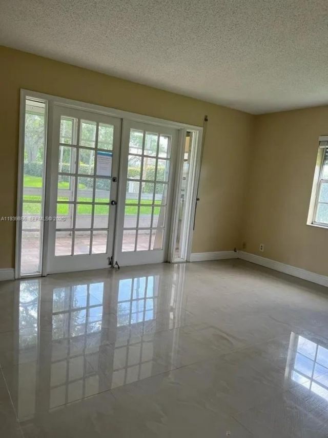 7552 Stirling Rd , Unit 115, Davie, FL 33024 Photo