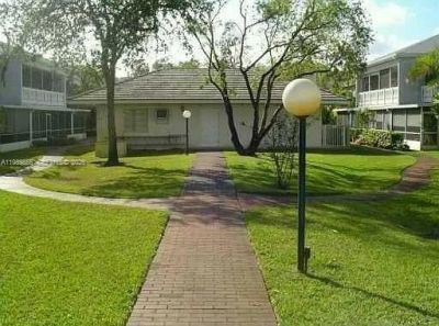 7552 Stirling Rd , Unit 115, Davie, FL 33024 Photo