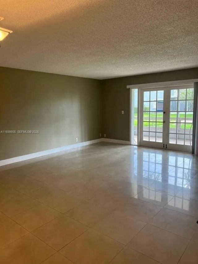 7552 Stirling Rd , Unit 115, Davie, FL 33024 Photo