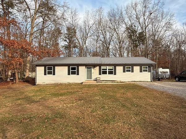 1070 N Shady Loop Lane, Clarkrange, TN 38553
