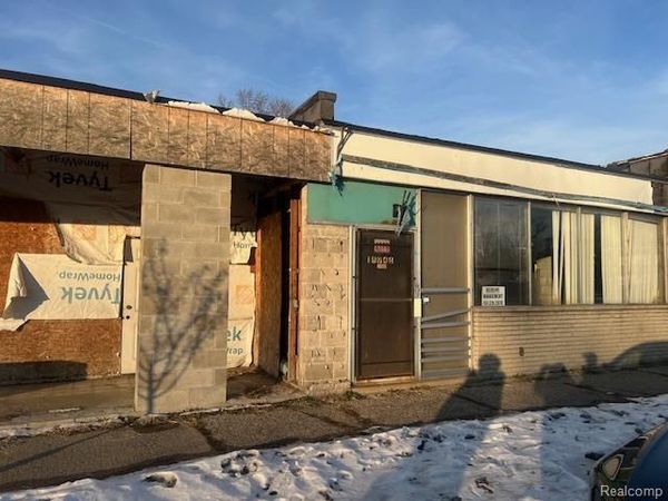 18946 W McNichols Road, Detroit, MI 48219