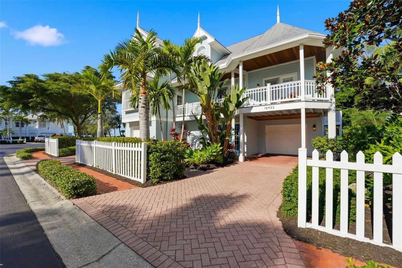 12923 Yacht Club Place, Cortez, FL 34215 Photo