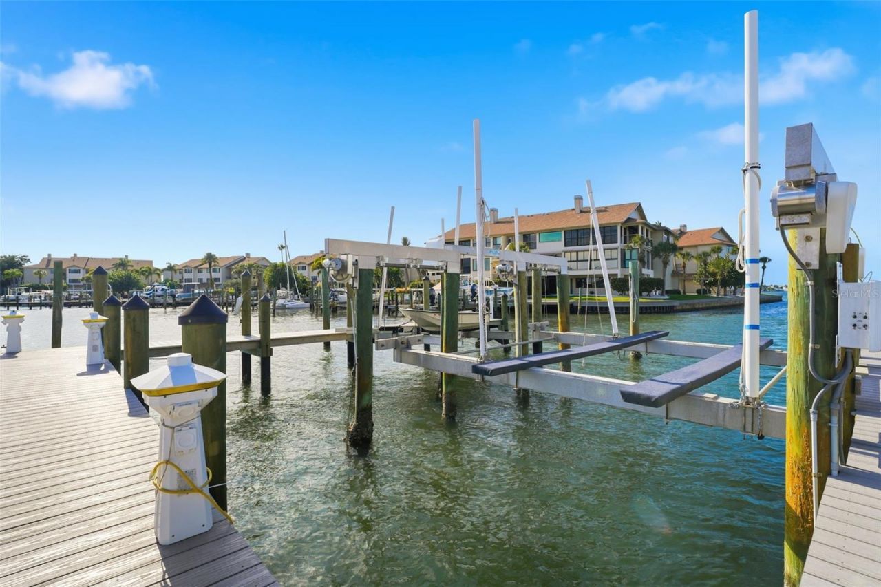 12923 Yacht Club Place, Cortez, FL 34215 Photo
