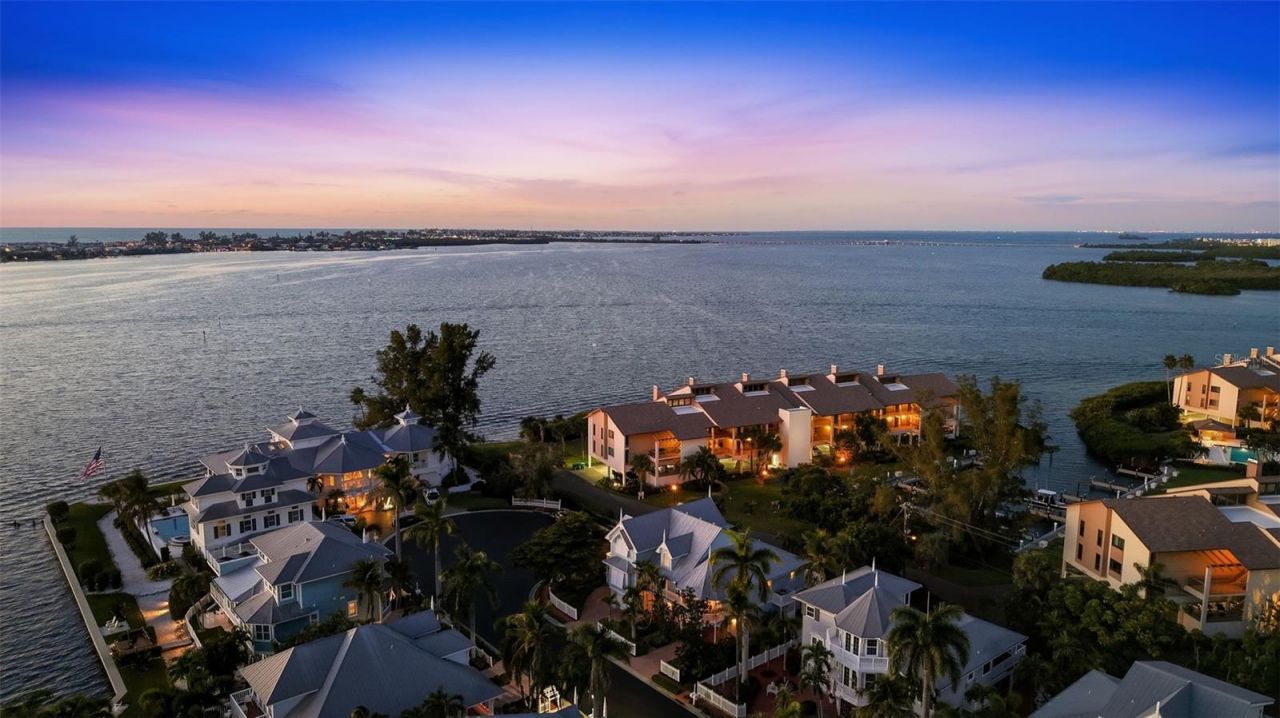 12923 Yacht Club Place, Cortez, FL 34215 Photo