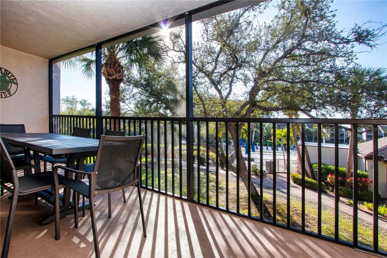 1500 Cove II Place, Unit 524, Sarasota, FL 34242 Photo