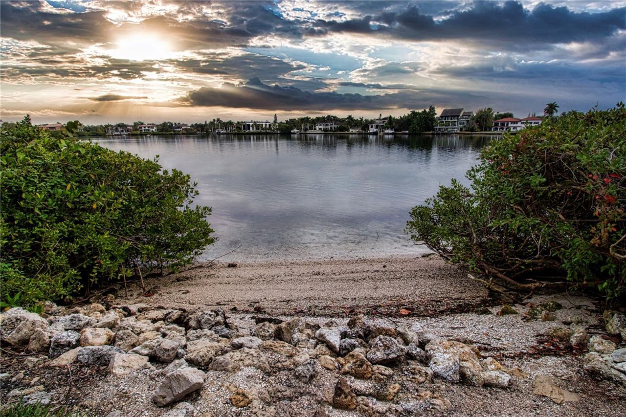 1500 Cove II Place, Unit 524, Sarasota, FL 34242 Photo