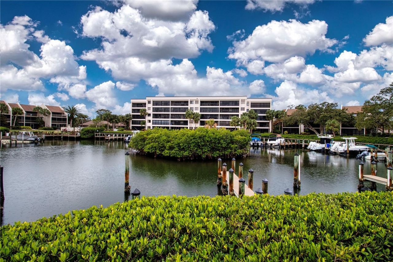 1500 Cove II Place, Unit 524, Sarasota, FL 34242 Photo