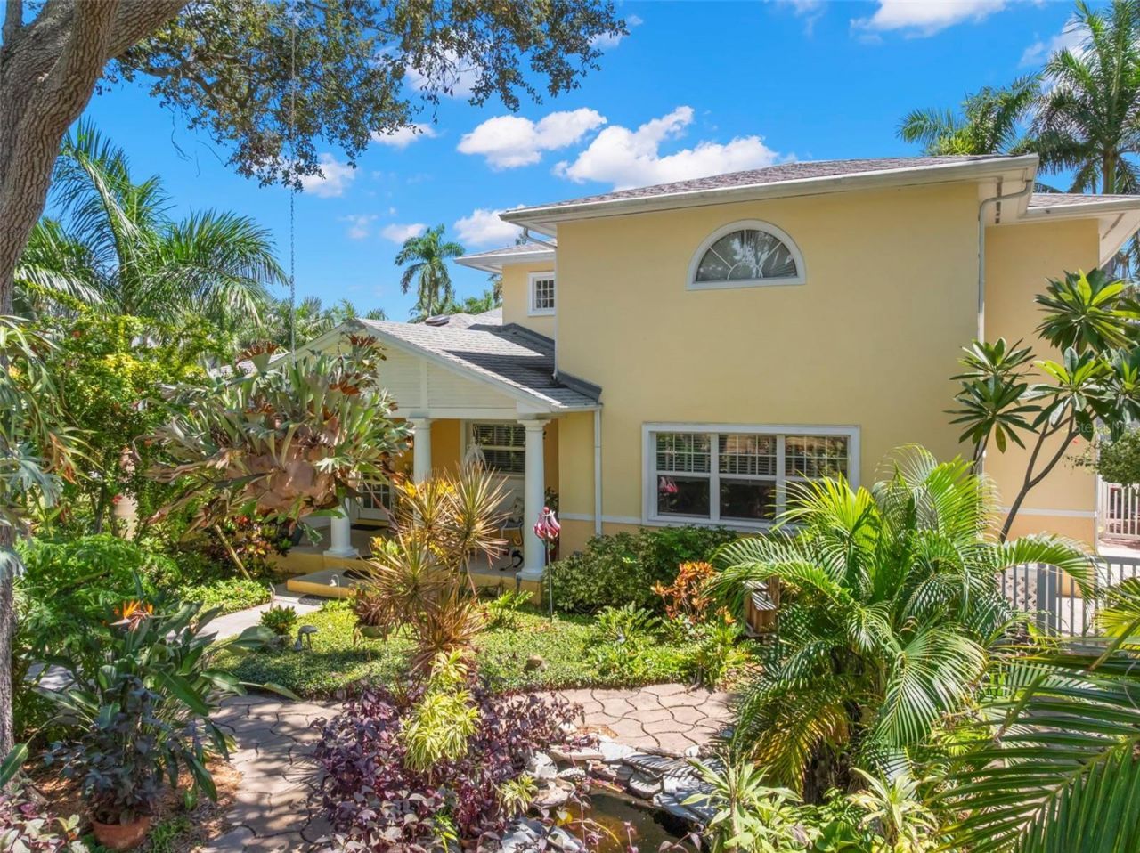 1417 Beach Drive Ne, Saint Petersburg, FL 33704 Photo