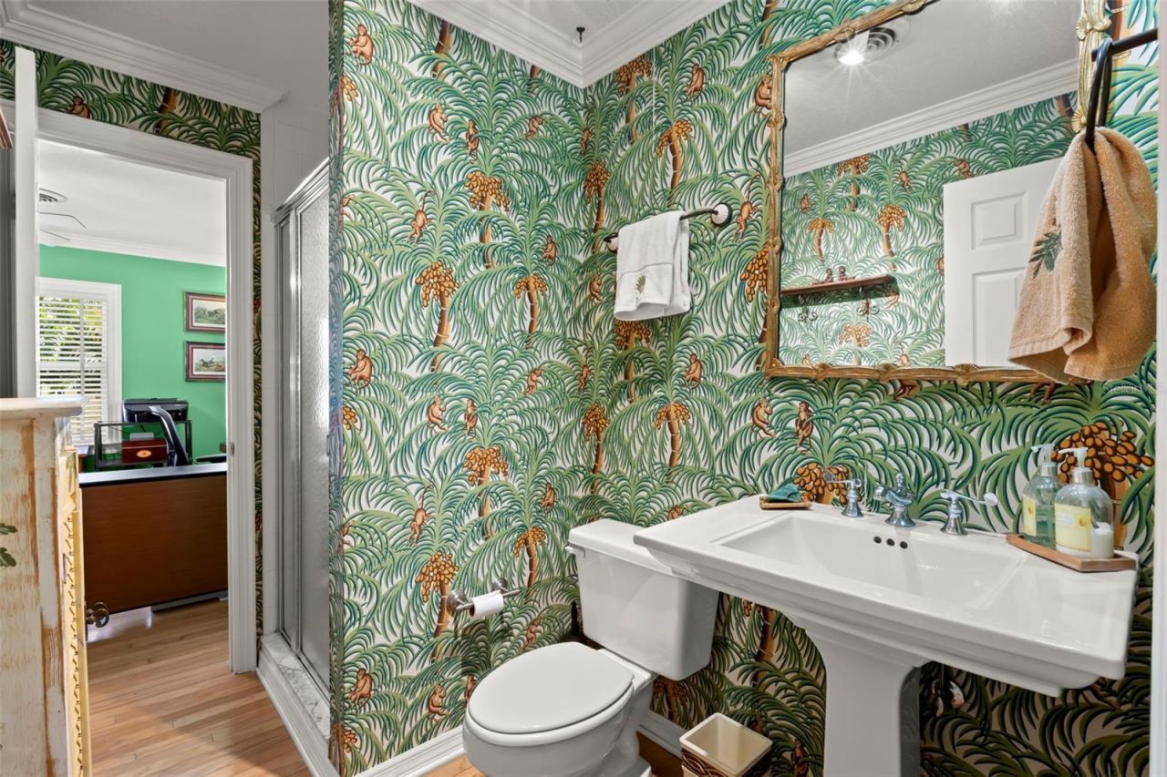 1417 Beach Drive Ne, Saint Petersburg, FL 33704 Photo