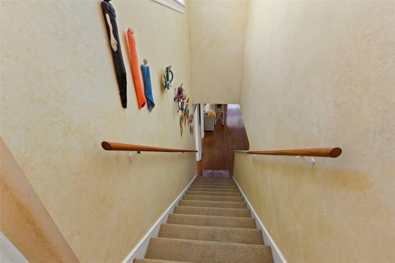 1417 Beach Drive Ne, Saint Petersburg, FL 33704 Photo