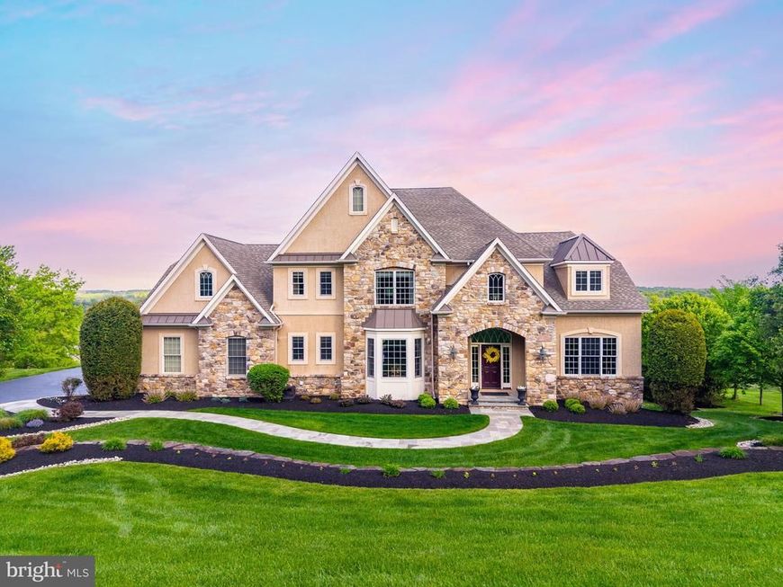 5829 Ridgeview Drive, Doylestown, PA 18902 Main Photo