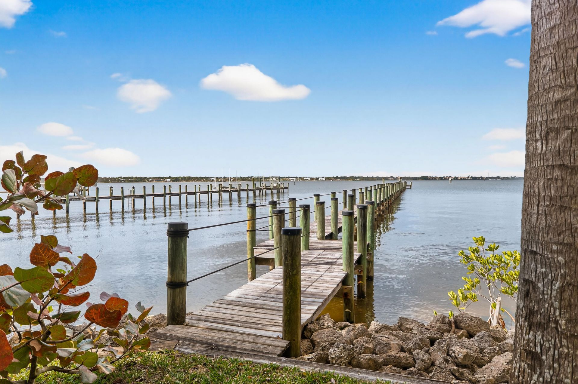 1924 NW Shore Terrace, Stuart, FL 34994 Photo