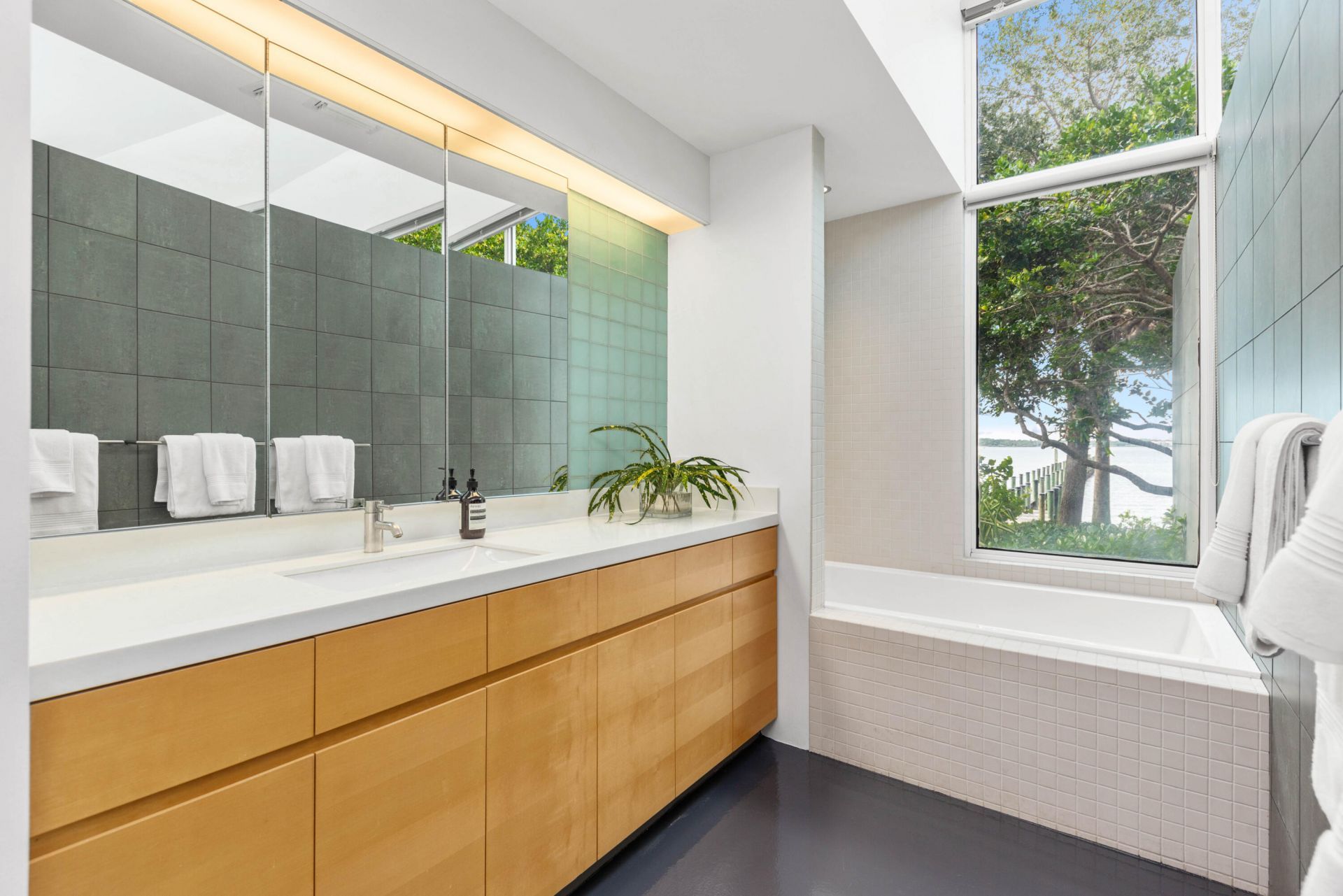 1924 NW Shore Terrace, Stuart, FL 34994 Photo