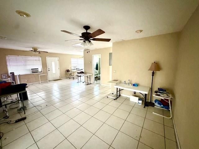 271 SW 11th Avenue, Hallandale Beach, FL 33009 Photo