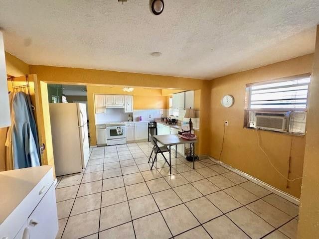 271 SW 11th Avenue, Hallandale Beach, FL 33009 Photo