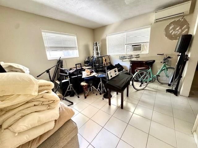 271 SW 11th Avenue, Hallandale Beach, FL 33009 Photo