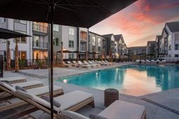 2403 Mall Drive photo 4