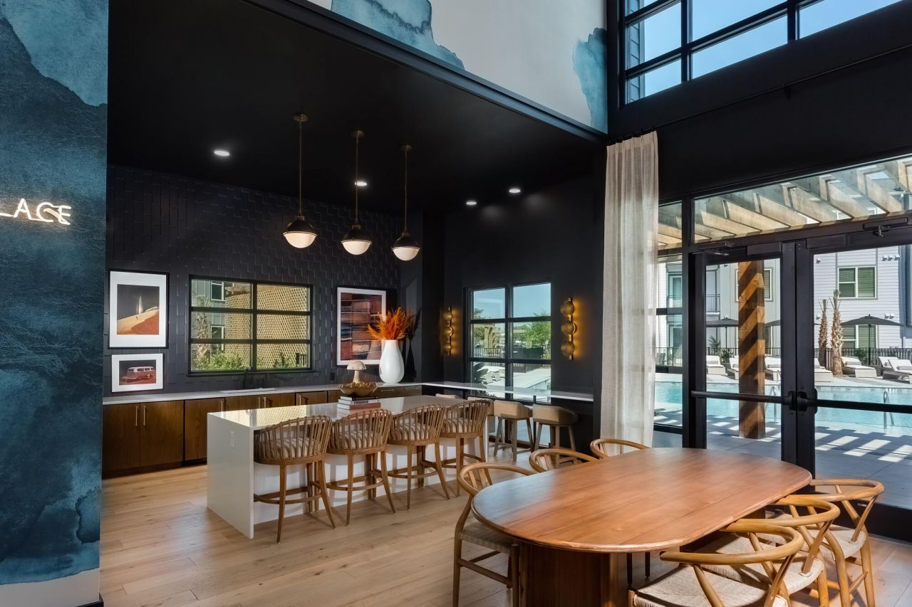 2403 Mall Drive Photo 25